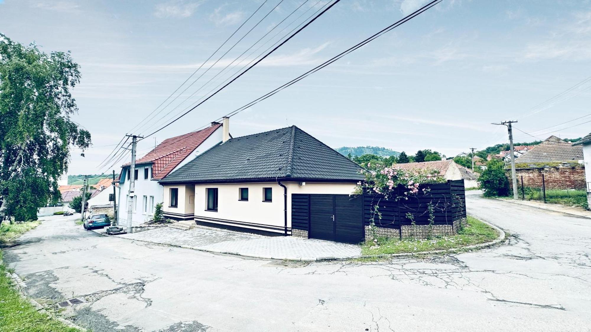 Dum Palava Villa Perna Exterior photo